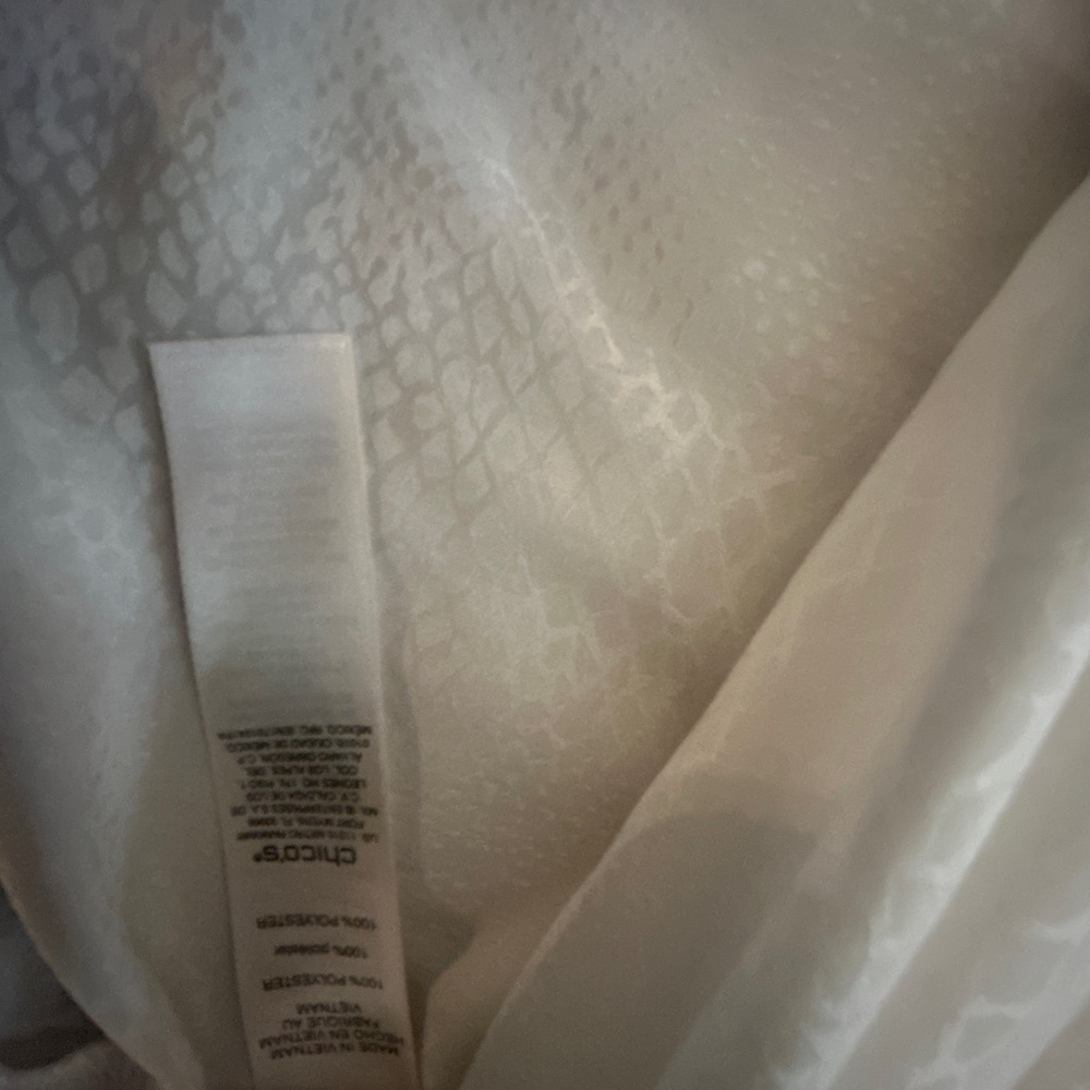 Chico's Couture White V-Neck Blouse Long Sleeve Size 3 XL /16/XL Minimalist - Picture 8 of 16